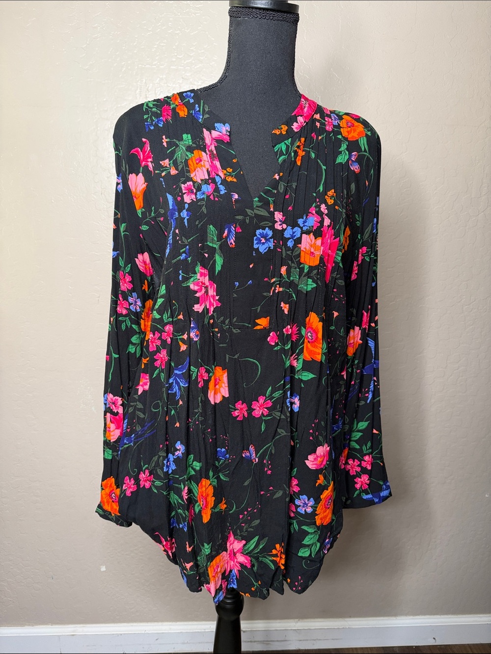 Old Navy Black Floral V-Neck Tunic with Bright Multicolor Blooms - Picture 1 of 5